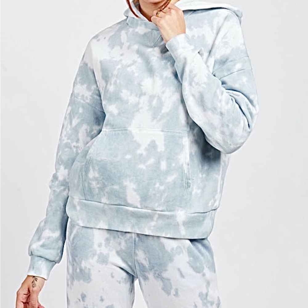 RICHER POORER || Fleece Hoodie in Blue Mirage Tie Dye - SZ Medium